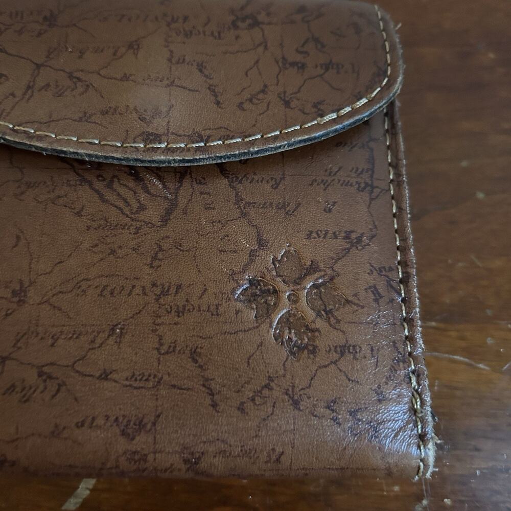 PATRICIA NASH Reiti Bi-Fold Leather Wallet Brown Caramel Map Pattern - Picture 2 of 7